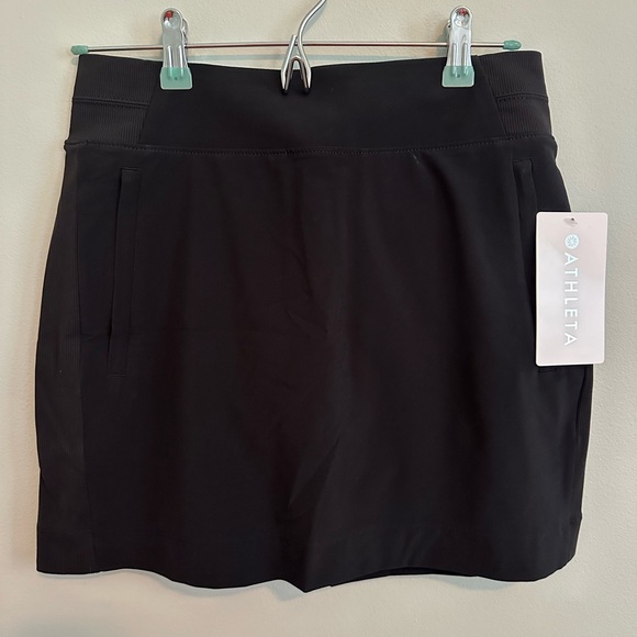 Athleta, NWT,Brooklyn mid rise 16” Skort size 4 - Picture 4 of 4